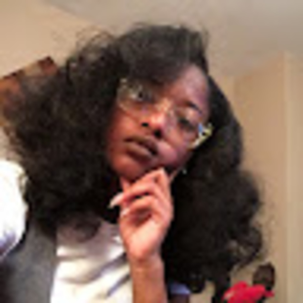 Meet your Posher, Makiya